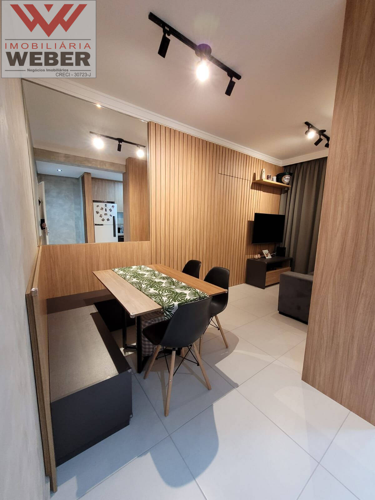 Apartamento à venda com 2 quartos, 55m² - Foto 1