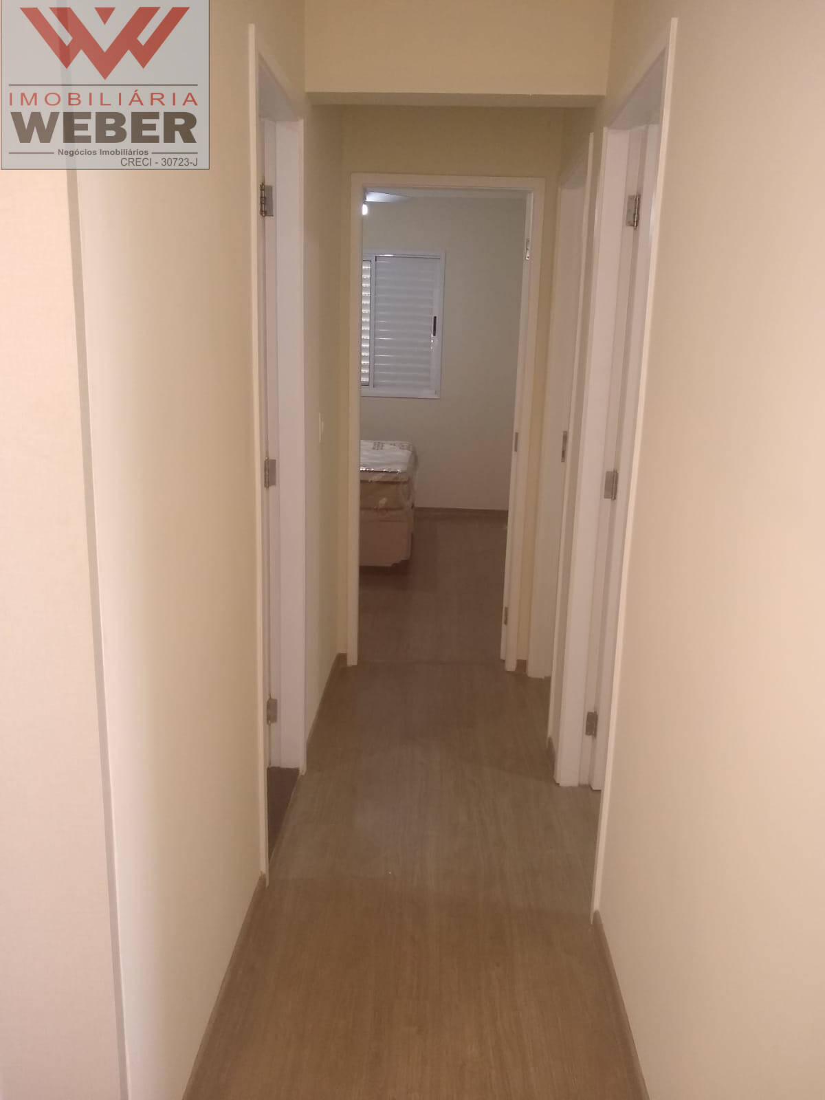 Apartamento à venda com 3 quartos, 70m² - Foto 3