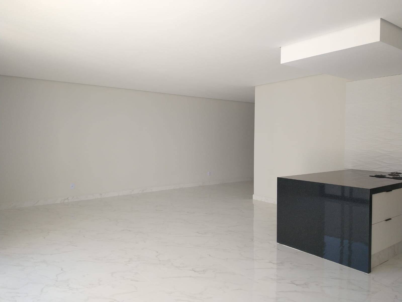 Casa à venda com 3 quartos, 201m² - Foto 14