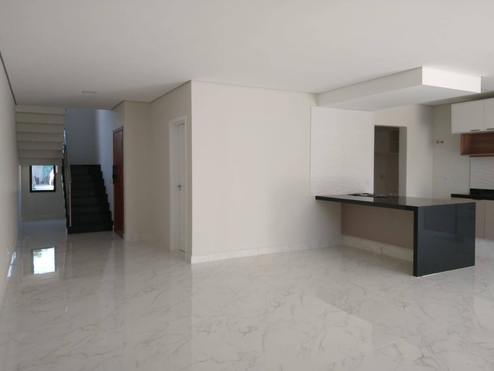 Casa à venda com 3 quartos, 201m² - Foto 15