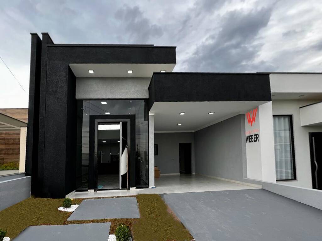 Casa à venda com 3 quartos, 200m² - Foto 1