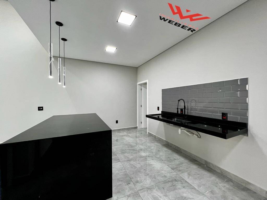 Casa à venda com 3 quartos, 200m² - Foto 6