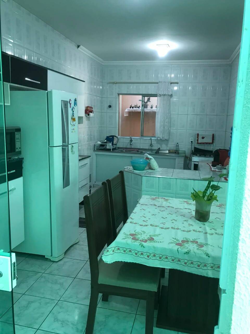 Casa à venda com 3 quartos, 225m² - Foto 1