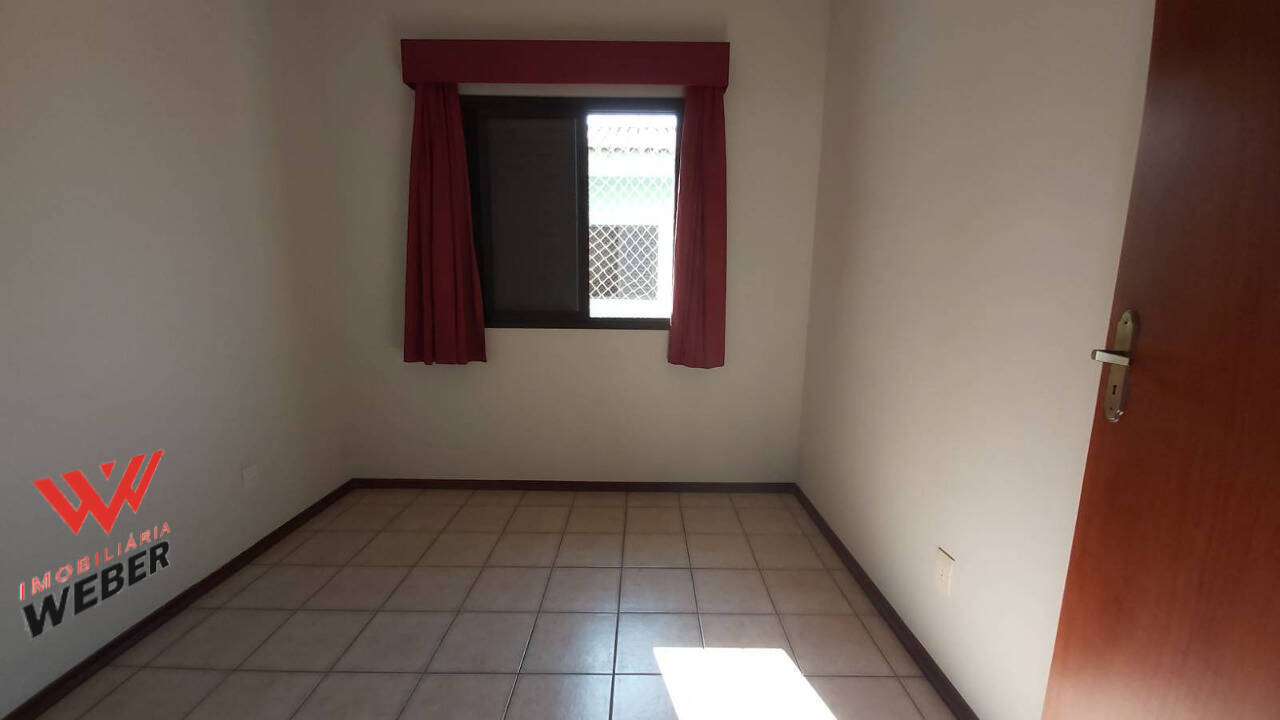 Apartamento à venda com 3 quartos, 93m² - Foto 11