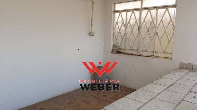 Casa à venda com 3 quartos, 155m² - Foto 5