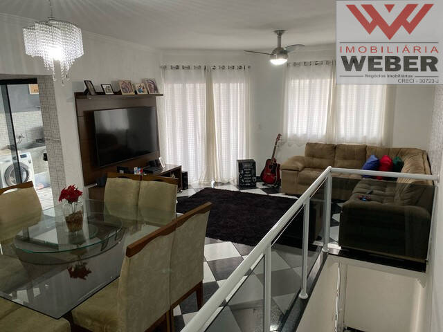 Sobrado à venda com 3 quartos, 180m² - Foto 1