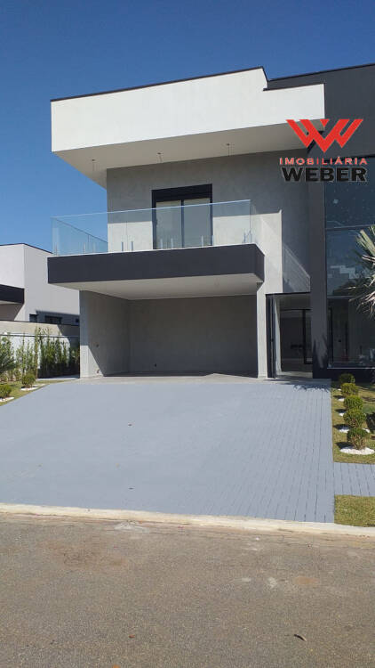 Casa à venda com 4 quartos, 416m² - Foto 1