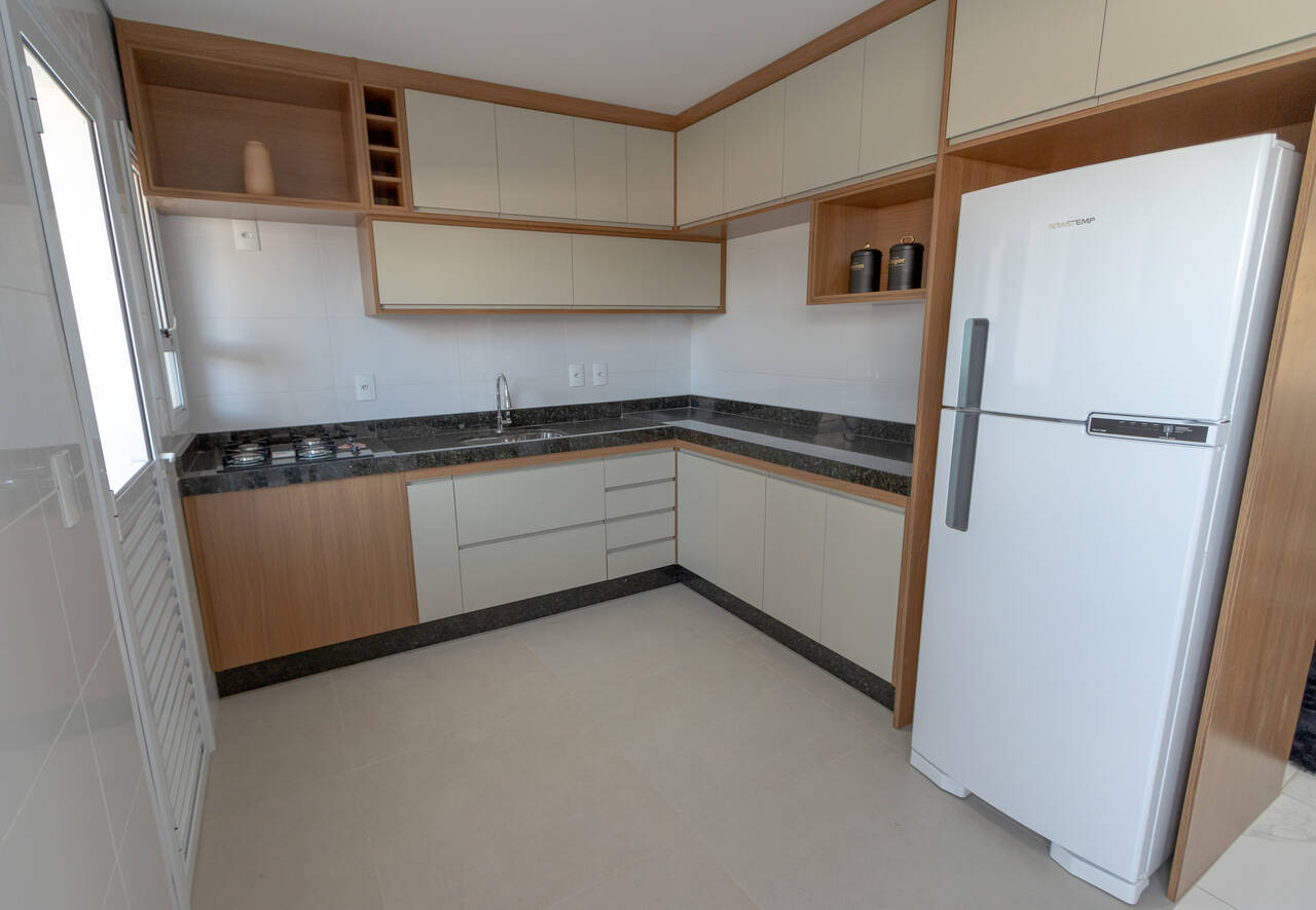 Sobrado à venda com 3 quartos, 118m² - Foto 4