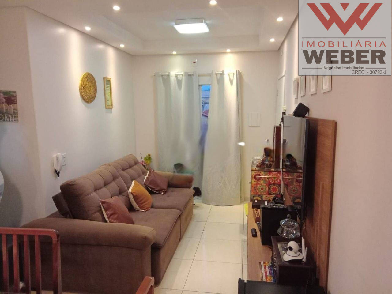 Apartamento à venda com 2 quartos, 60m² - Foto 1