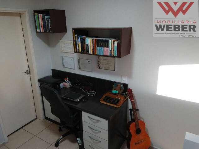 Apartamento à venda com 3 quartos, 113m² - Foto 2