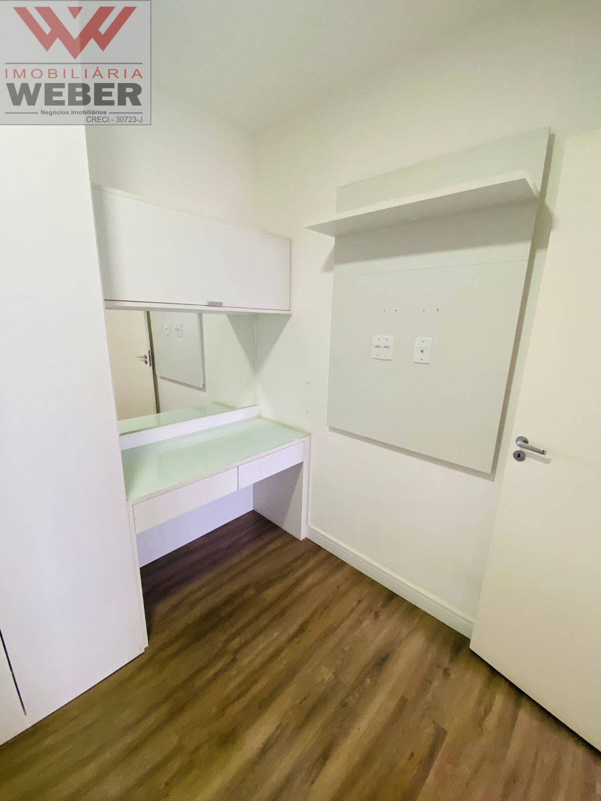 Apartamento à venda com 2 quartos, 61m² - Foto 6