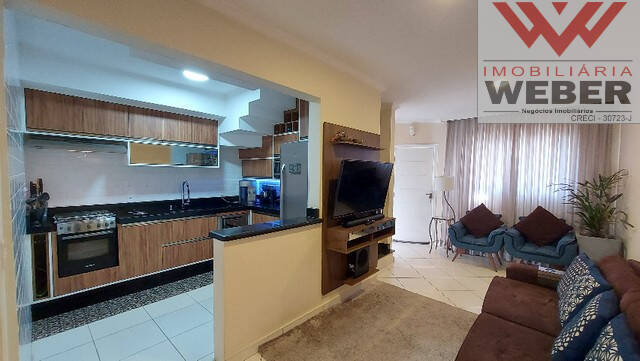 Sobrado à venda com 2 quartos, 90m² - Foto 1