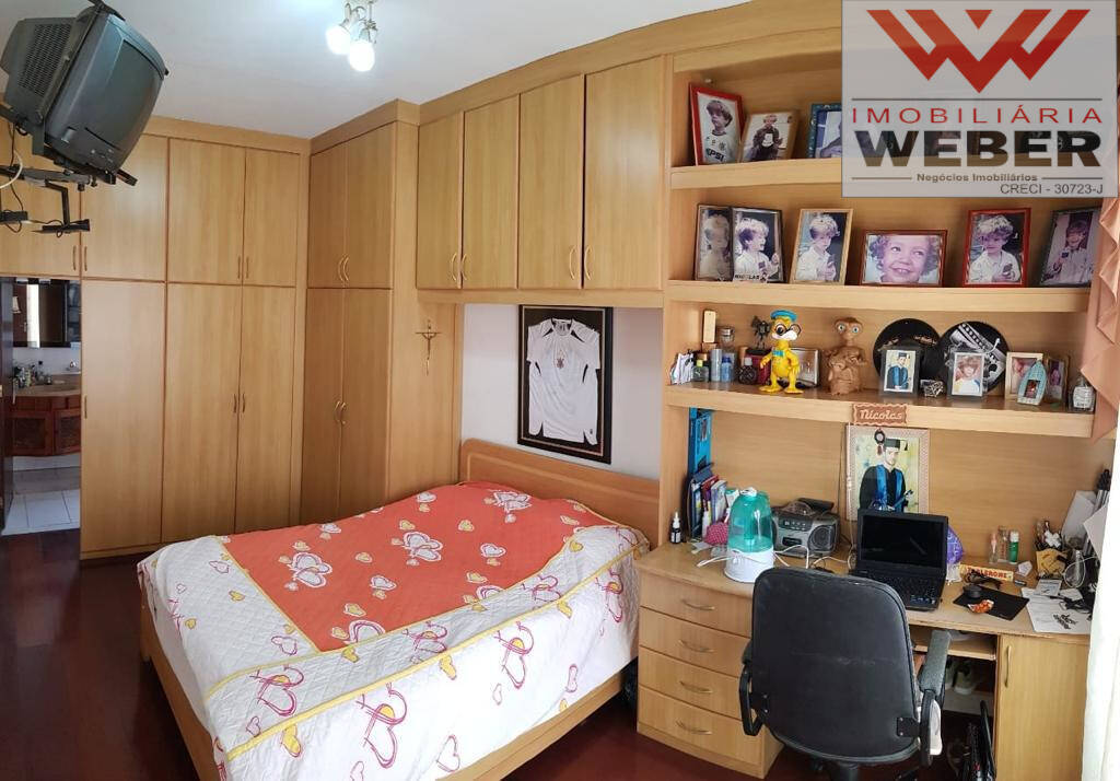 Sobrado à venda com 3 quartos, 360m² - Foto 4