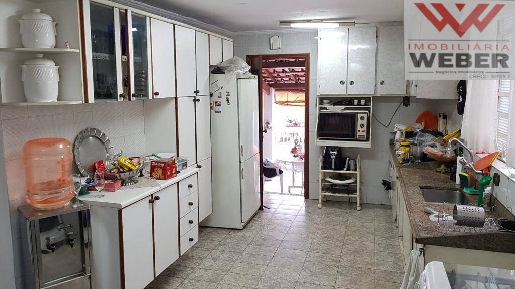 Sobrado à venda com 3 quartos, 360m² - Foto 13