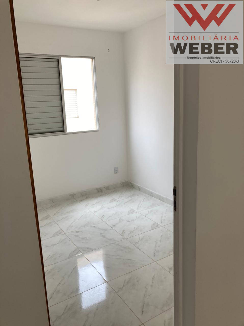 Apartamento à venda com 2 quartos, 50m² - Foto 2