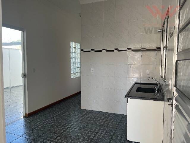 Casa de Condomínio para alugar com 3 quartos, 150m² - Foto 8