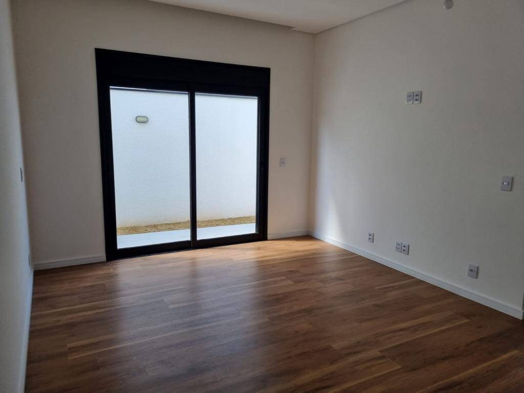 Casa de Condomínio à venda com 3 quartos, 260m² - Foto 11