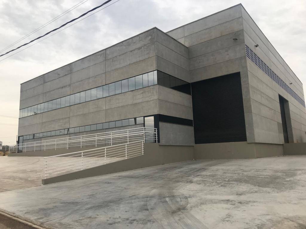 Depósito-Galpão-Armazém para alugar, 1500m² - Foto 1