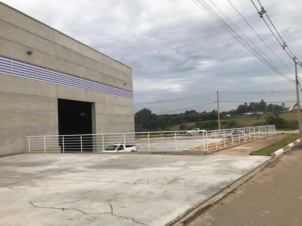 Depósito-Galpão-Armazém para alugar, 1500m² - Foto 18