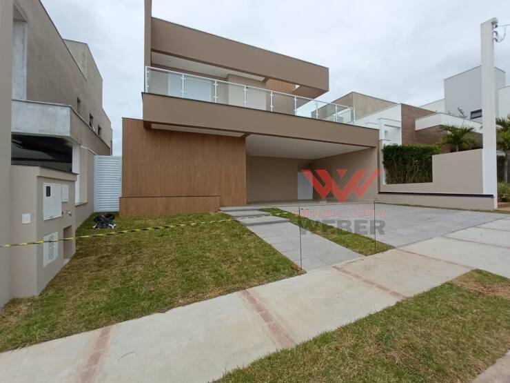 Casa de Condomínio à venda com 3 quartos, 251m² - Foto 2