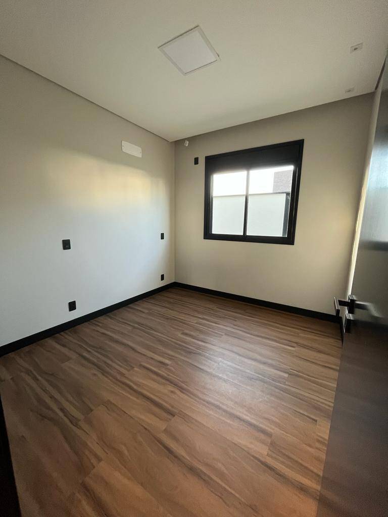 Casa de Condomínio à venda com 3 quartos, 222m² - Foto 10