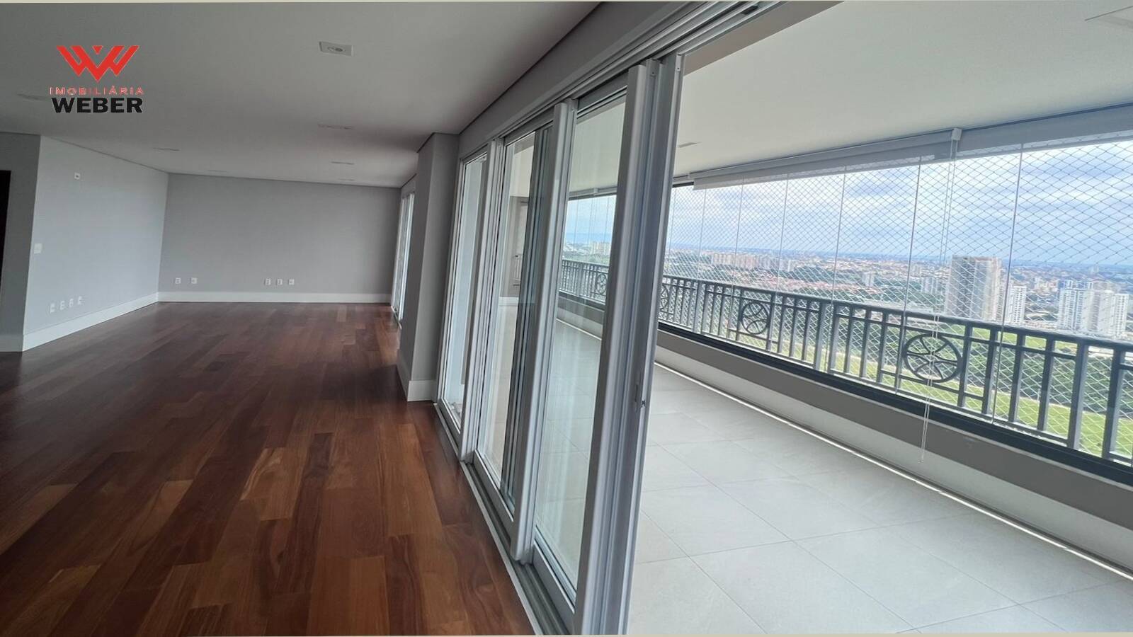 Apartamento à venda com 4 quartos, 314m² - Foto 1