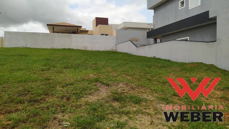 Terreno à venda, 300m² - Foto 1