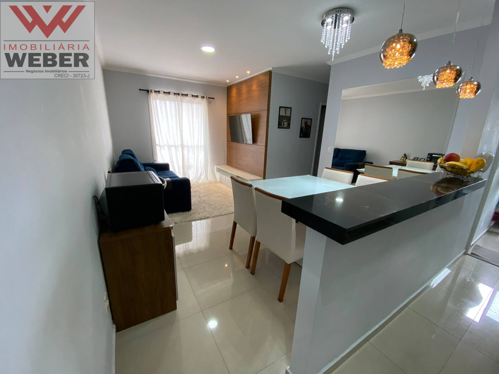 Apartamento à venda com 3 quartos, 70m² - Foto 1