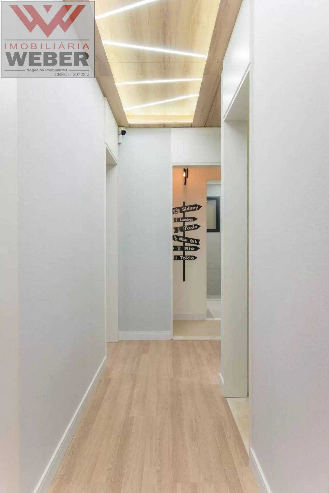 Apartamento à venda com 3 quartos, 143m² - Foto 3