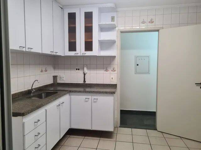 Apartamento à venda e aluguel com 3 quartos, 100m² - Foto 3