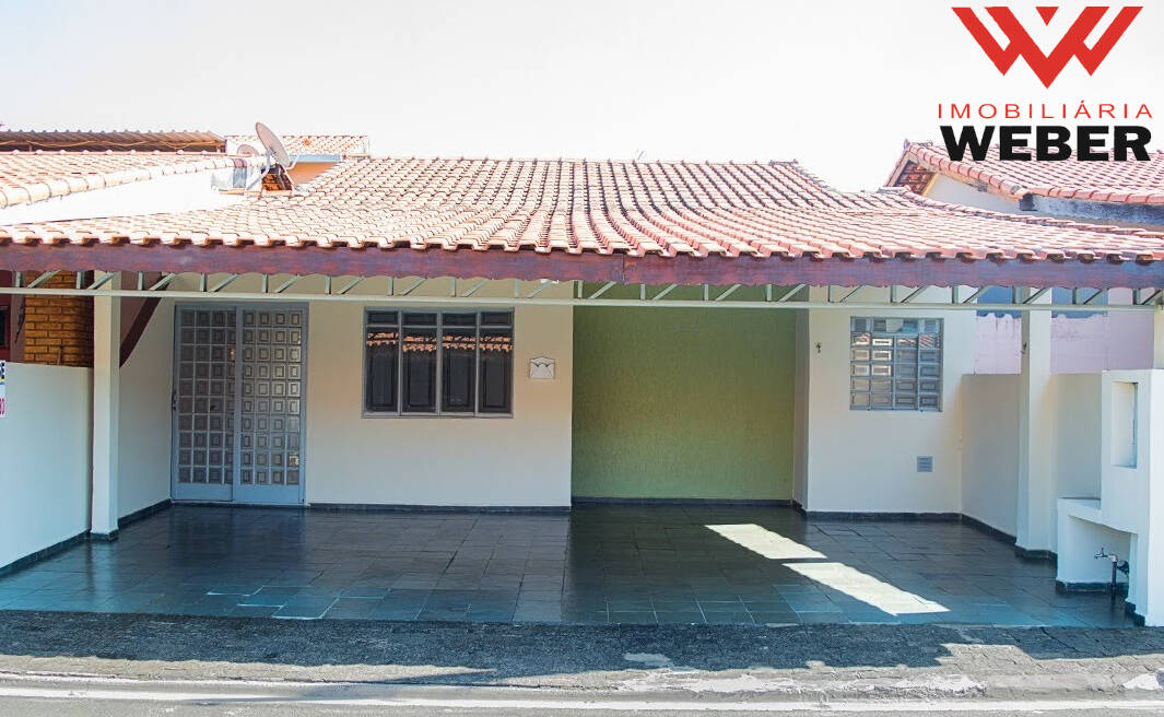 Casa de Condomínio à venda com 3 quartos, 105m² - Foto 1