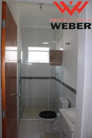 Casa à venda com 2 quartos, 200m² - Foto 5