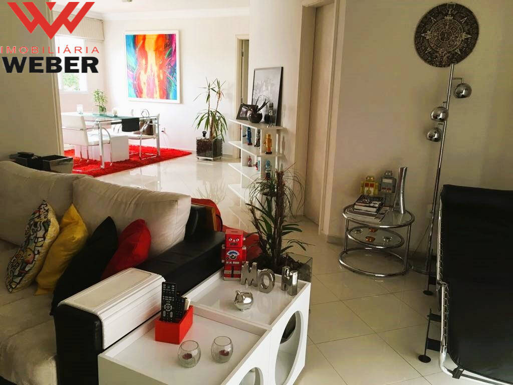 Apartamento à venda com 3 quartos, 126m² - Foto 1