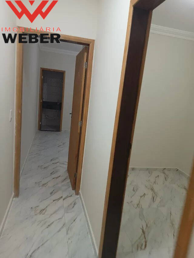 Casa à venda com 3 quartos, 84m² - Foto 4