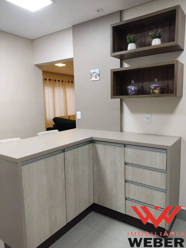 Casa à venda com 3 quartos, 220m² - Foto 8