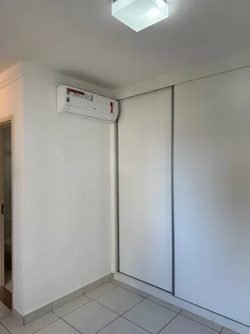 Apartamento para alugar com 3 quartos, 93m² - Foto 11