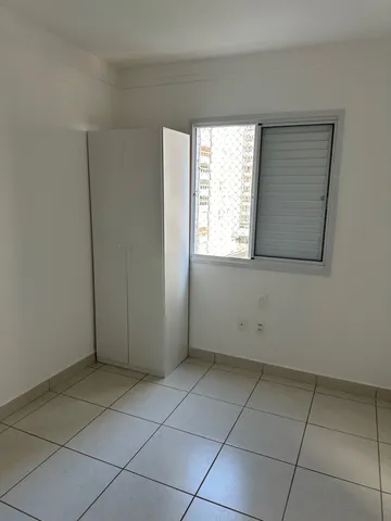 Apartamento para alugar com 3 quartos, 93m² - Foto 9