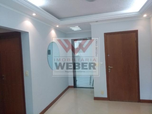 Apartamento à venda com 2 quartos, 70m² - Foto 4