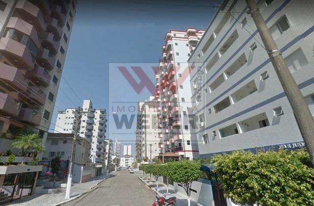 Apartamento à venda com 2 quartos, 70m² - Foto 2