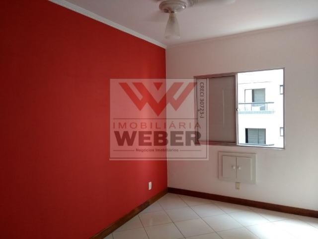 Apartamento à venda com 2 quartos, 70m² - Foto 10