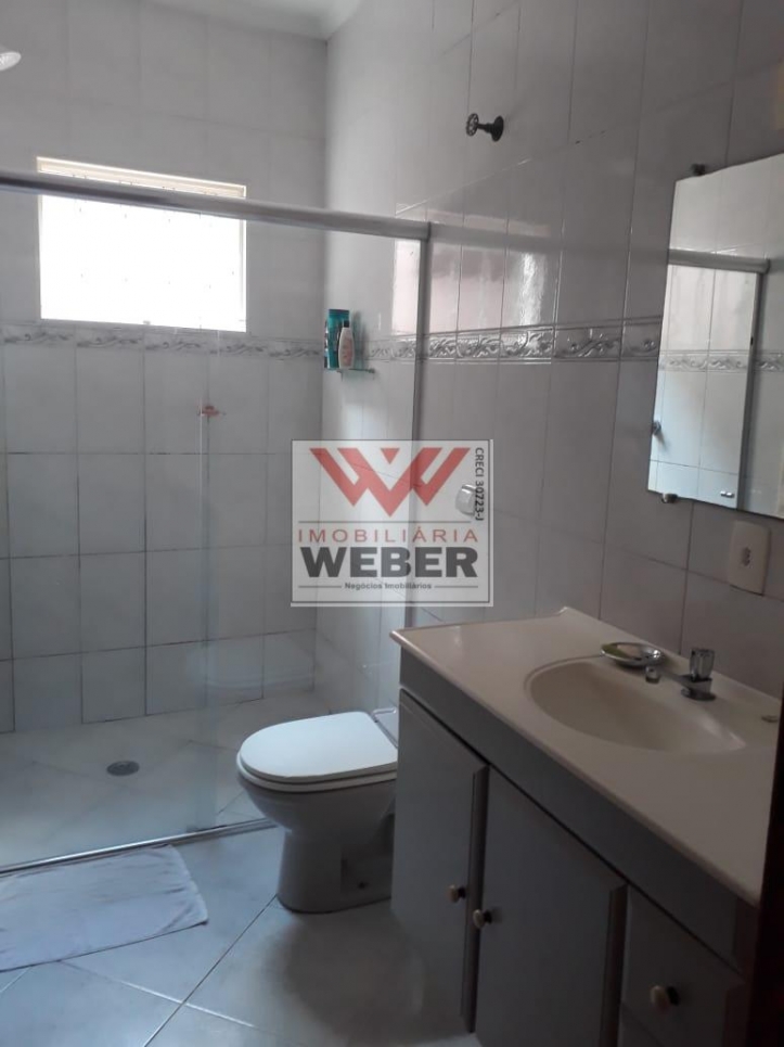 Casa à venda com 2 quartos, 250m² - Foto 18