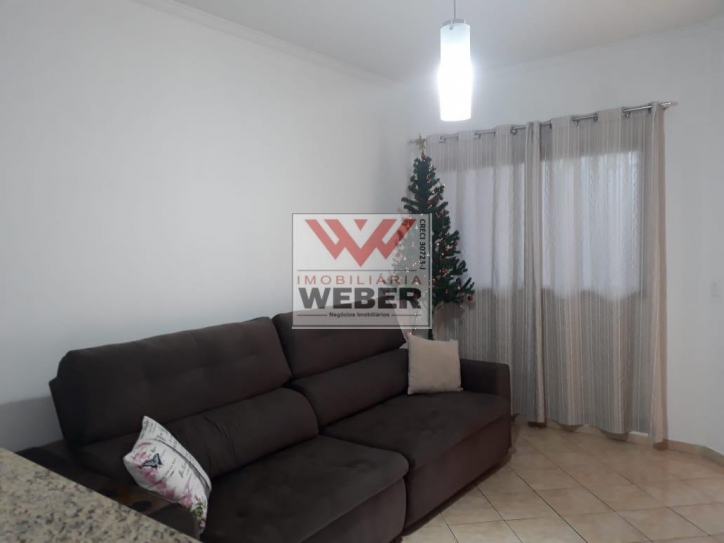 Casa à venda com 2 quartos, 250m² - Foto 4