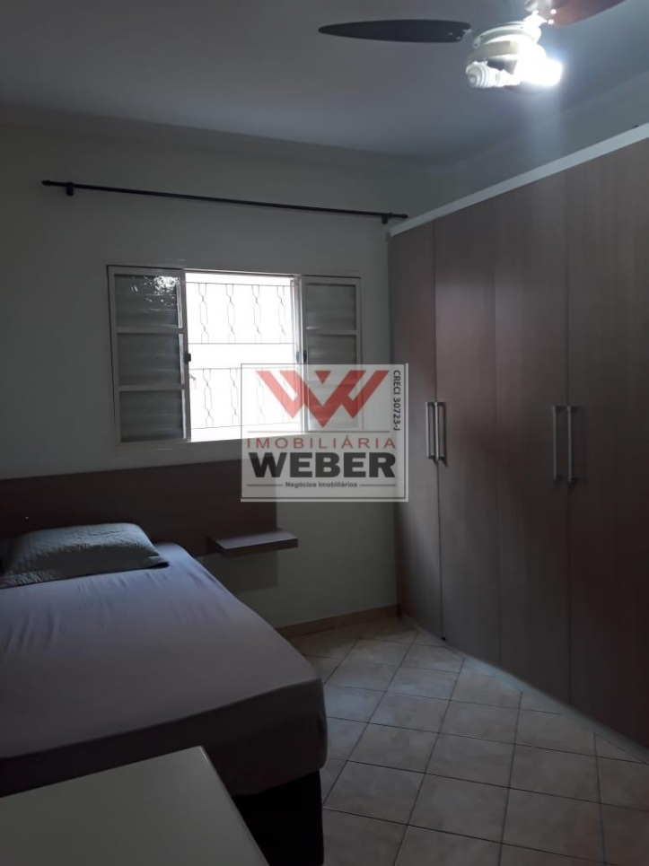 Casa à venda com 2 quartos, 250m² - Foto 12