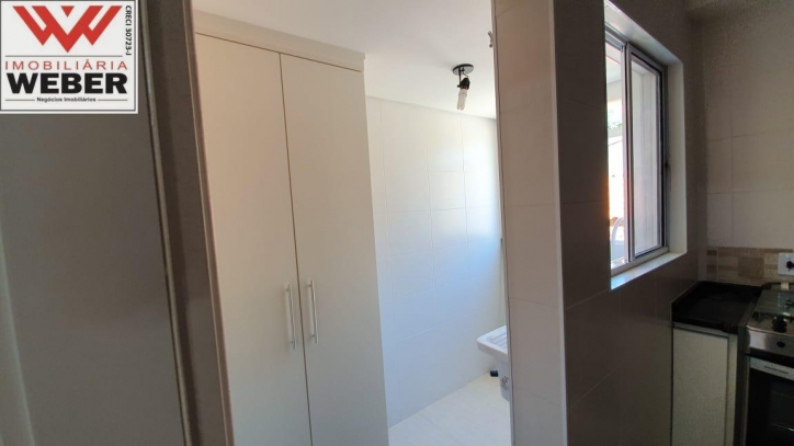 Apartamento à venda com 2 quartos, 79m² - Foto 9