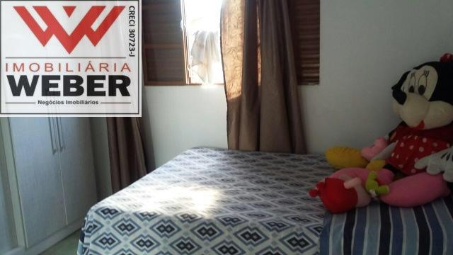 Casa à venda com 1 quarto, 60m² - Foto 2